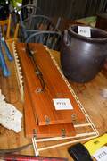 Stringhylla med tre plan, L 78 cm