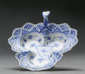Royal Copenhagen. Helblonde musselmalet fad nr. 1077