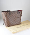 Louis Vuitton. Handväska Neverfull