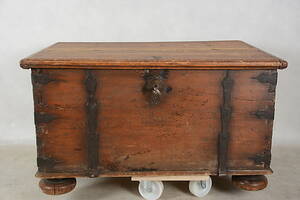 KISTA, trämetall, 1900-tal.