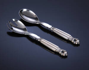 Johan Rohde for Georg Jensen. Konge lille salatsæt med skafter af sterlingsølv 2 