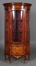 Vitrineskab, Louis XV stil   Denne vare er sat til omsalg under nyt varenummer 4342488