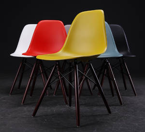 Charles Eames 1907- 1978. Seks armstole, model DSW 6