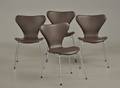 Arne Jacobsen 1902-1971 Sæt på fire stole model 3107 Syveren i moccabrunt læder 4