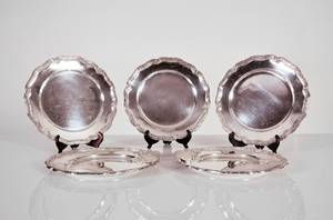 Tallrikar i silver, C. G. Hallberg, Stockholm 5