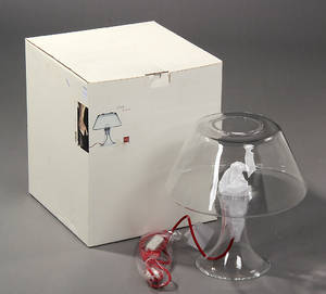 Maria Bentsen for Holmegaard. One bordlampe