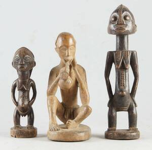 Tre afrikanska skulpturer 3