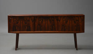 Dansk møbelproducent lav skænk i palisander