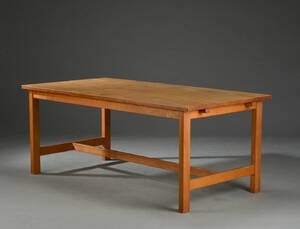 Spisebord af stavlimet kirsebærtræ