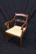 KARMSTOL MAHOGNY