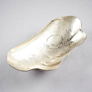 Skål silver i form av mussla