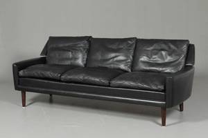 Georg Thams. 3-pers sofa i sort læder