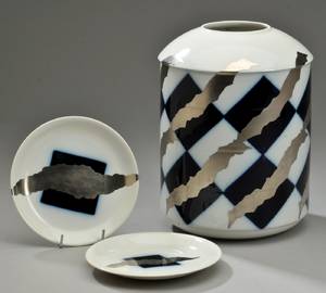 Lin Utzon for Royal Copenhagen. Vase samt par skåle 2