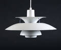Poul Henningsen. PH5 pendel med skærme af hvidlakeret aluminium, Ø 50 cm