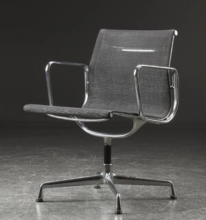 Charles Eames. Kontorstol, model EA 117