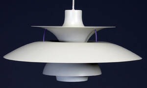 Poul Henningsen for Louis Poulsen. Pendel PH5 Denne vare er sat til omsalg under nyt varenummer 4515579