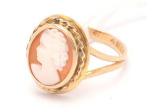 Ring 18K 2,2g