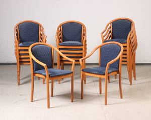 Stabelbare konferencestole 18