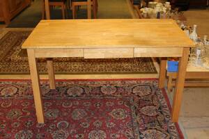 SKRIVBORD LJUS BOK, H 75, 130X71 CM