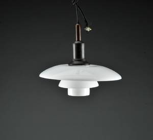 Poul Henningsen 1894-1967. TrePH jubilæums pendel 32