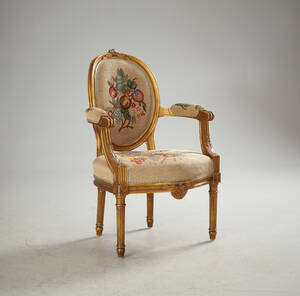 Karmstol i gustaviansk stil