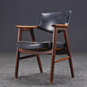 Erik Kirkegaard. Armstol, palisander