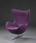Arne Jacobsen. Lænestol Ægget, lilla uld