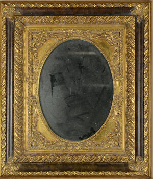 Spejl af forgyldt træ og gesso, 1900-tallet