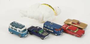 Leksaksbilar 5st, Corgi samt dekal, Michelin