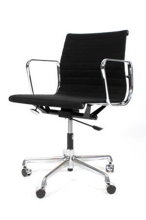 Charles Eames. Kontorstol, model EA 117
