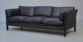Mogens Hansen. Tre-personers sofa i sort læder