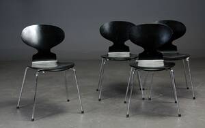 Arne Jacobsen. Fire myre stole model 3100 4