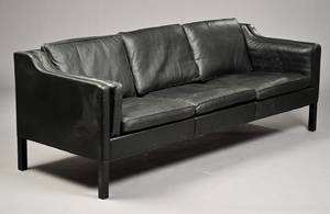 Børge Mogensen 1914-1972. Tre-personers sofa, model 2213