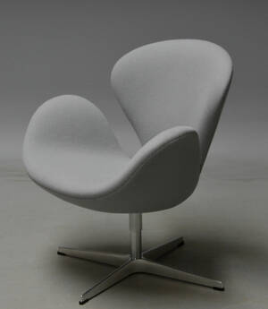 Arne Jacobsen. Lounge hvilestol. Svanen - model 3322. Brown Label Denne vare er sat til omsalg under nyt varenummer 4721343