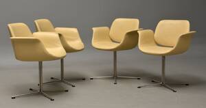 Johannes Foersom  Peter Hiort-Lorenzen. Et sæt Flamingo armstole, model EJ 205 Sand 4