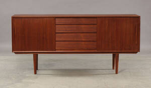 Dansk møbelproducent, lav skænk, teaktræ