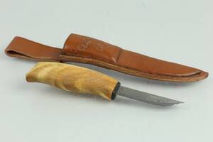 KNIV, björk