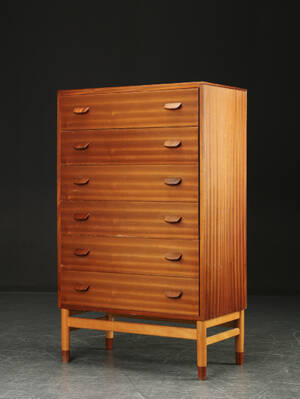 Poul Volther. Kommode af mahogni, model F17