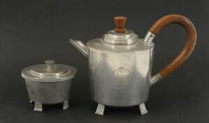 Tekanna och sockerskål, tenn, 1930