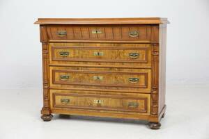 BYRÅ, valnöt, nyrenässans, 1800-talets andra hälft