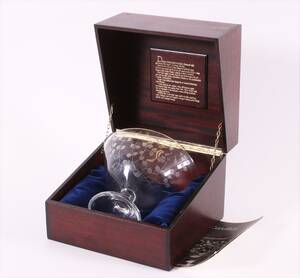 Skål på fot, Lisa Bauer för Kosta