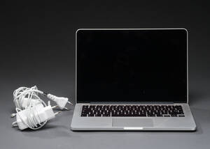 Macbook Pro, model A1502, uden harddisk