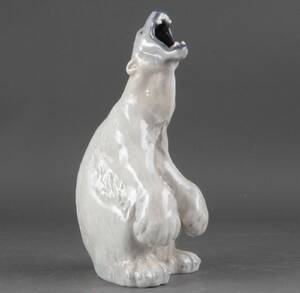 Royal Copenhagen. Isbjørn af porcelæn nr. 648