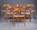 Hans J. Wegner. Sæt på seks armstole af massivt egetræ, model CH-37. 6 