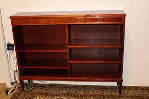 BOKHYLLA GUST. STIL, MAHOGNY