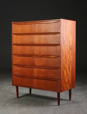 Kommode af teaktræ, dansk møbelproducent 1960erne