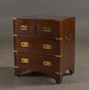 Byrå i engelsk stil