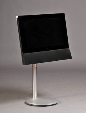 Bang  Olufsen. Beovision 6 - 26