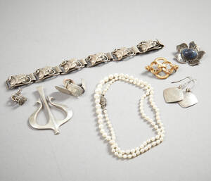 Hänge armband brosch