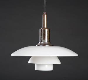 Poul Henningsen 1894-1967. TrePH jubilæums pendel 32